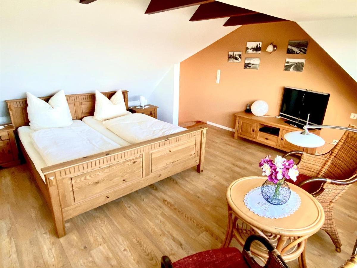 Oltmanns Ferienhaus Bummert Am Hafen Greetsiel Dış mekan fotoğraf