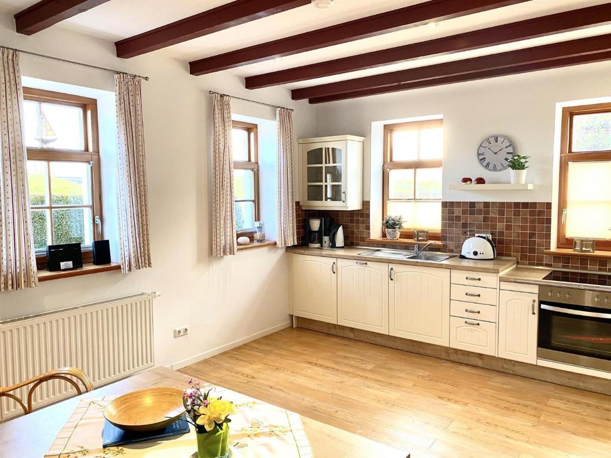 Oltmanns Ferienhaus Bummert Am Hafen Greetsiel Dış mekan fotoğraf